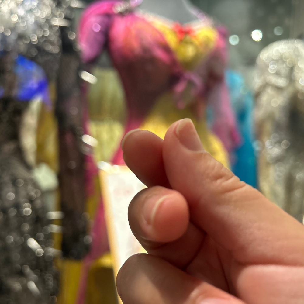 Meet your Posher, Posh